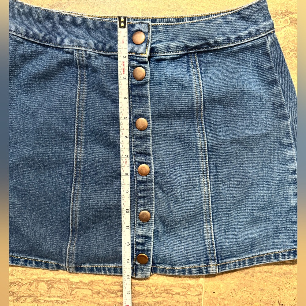 Melville Denim Snap-Front Skirt – Size 26 - Picture 9 of 10